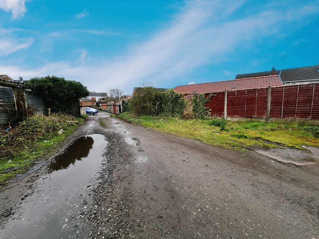 Property photo 2 of 2