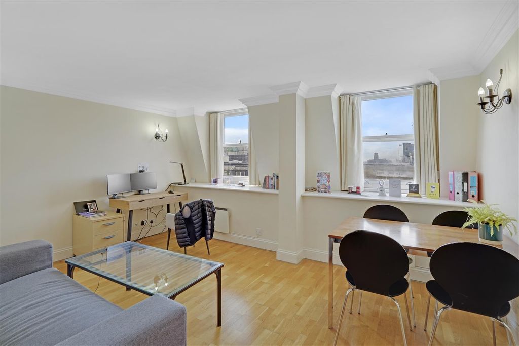 Property photo 3 of 11 01-363580692-Mk-Pmsc-15 The Gallery-1.Jpg