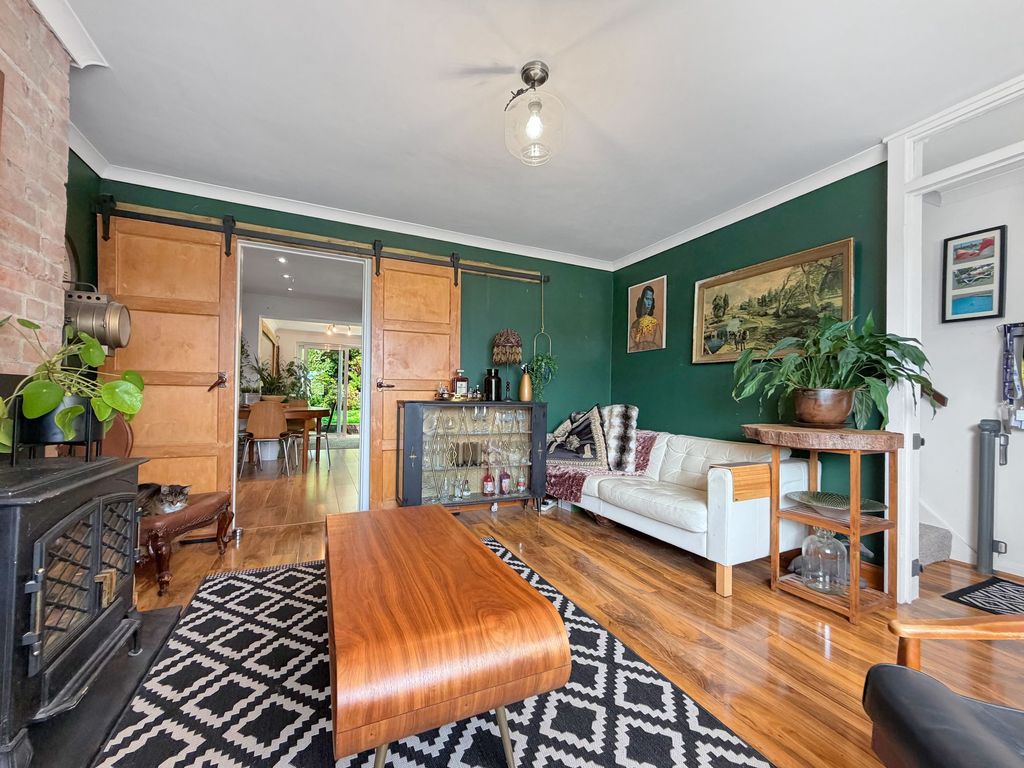 Property photo 3 of 39