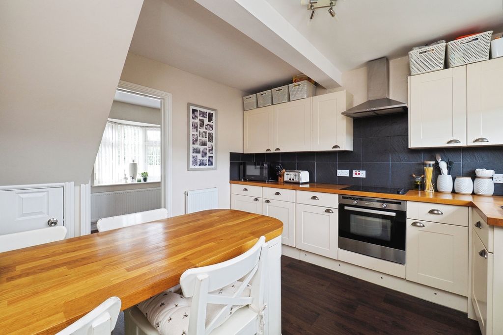 Property photo 2 of 25 Photo