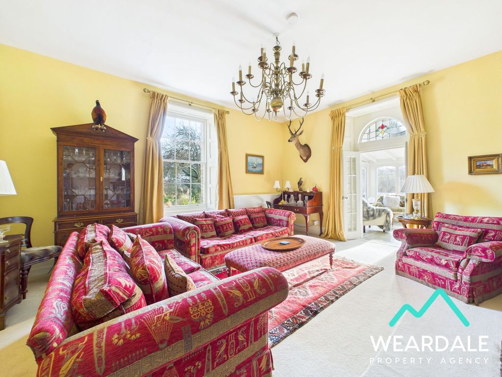 Property photo 2 of 62