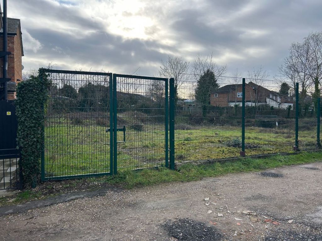 Property photo 2 of 11