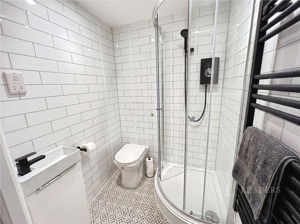 Property photo 3 of 5 Picture No. 05