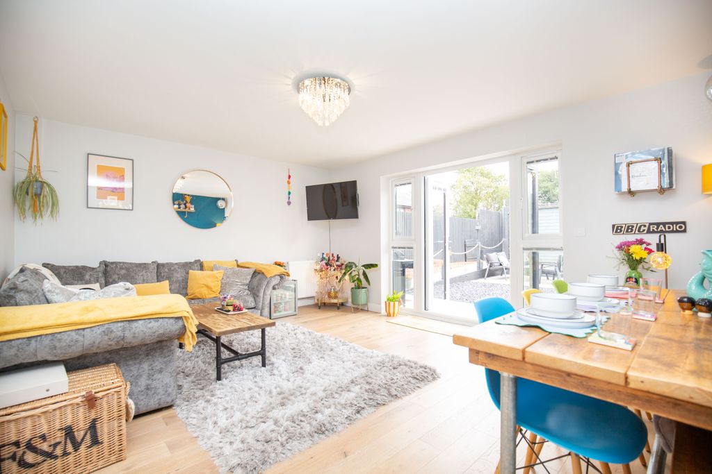 Property photo 3 of 23 Mw-8967