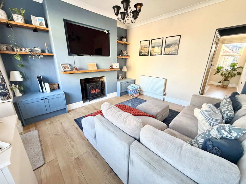 Property photo 3 of 30