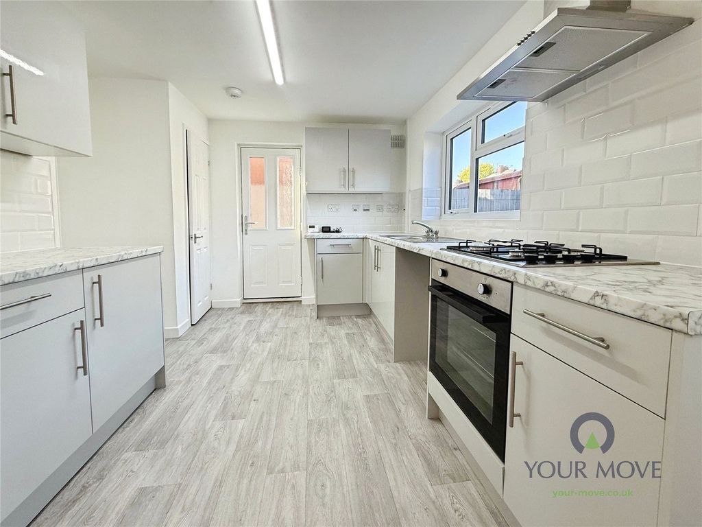 Property photo 2 of 15 Picture No. 02