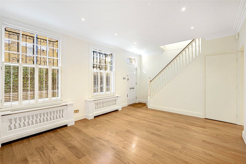 Property photo 3 of 19 Picture No. 04