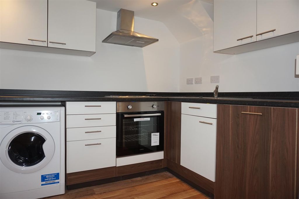 Property photo 1 of 5 Kitchen