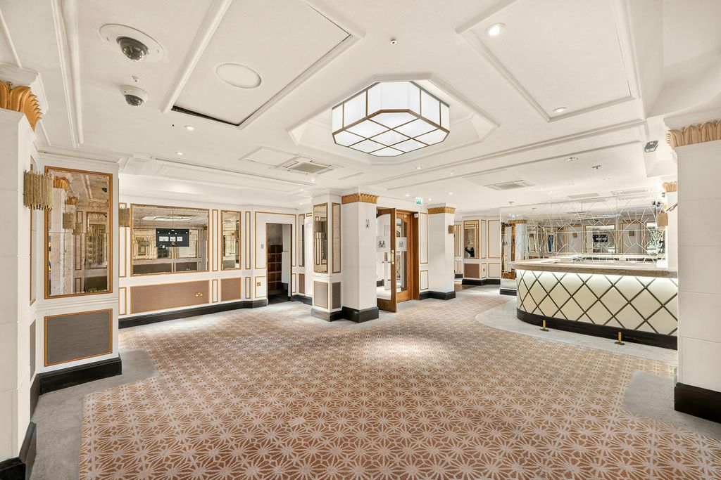 Property photo 3 of 14 Reception2.Jpg