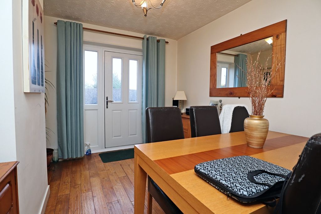 Additional image 4 of 3 bed semi-detached house for saleThe Mount, Main Road, Ansty, Coventry CV7