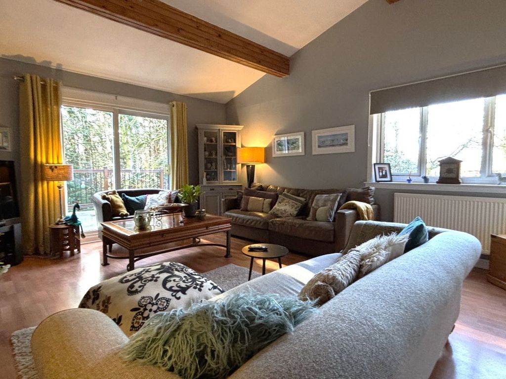 Property photo 3 of 36