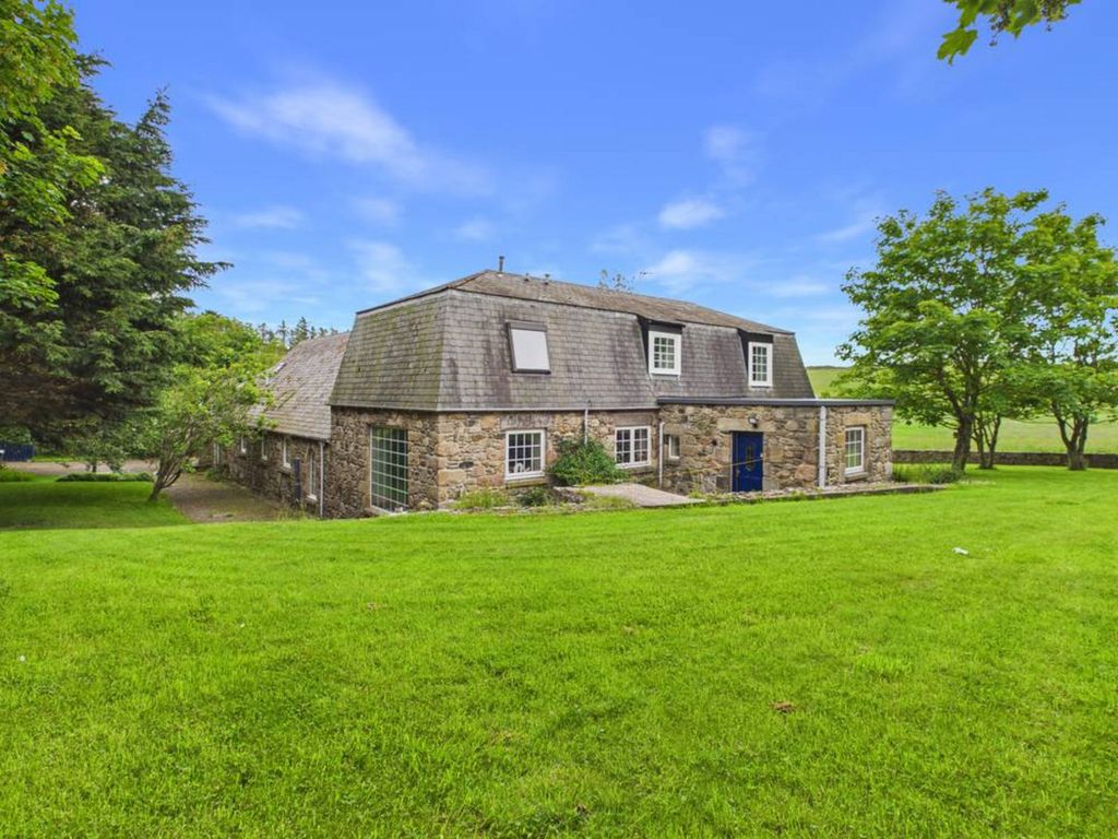 Property photo 1 of 44
