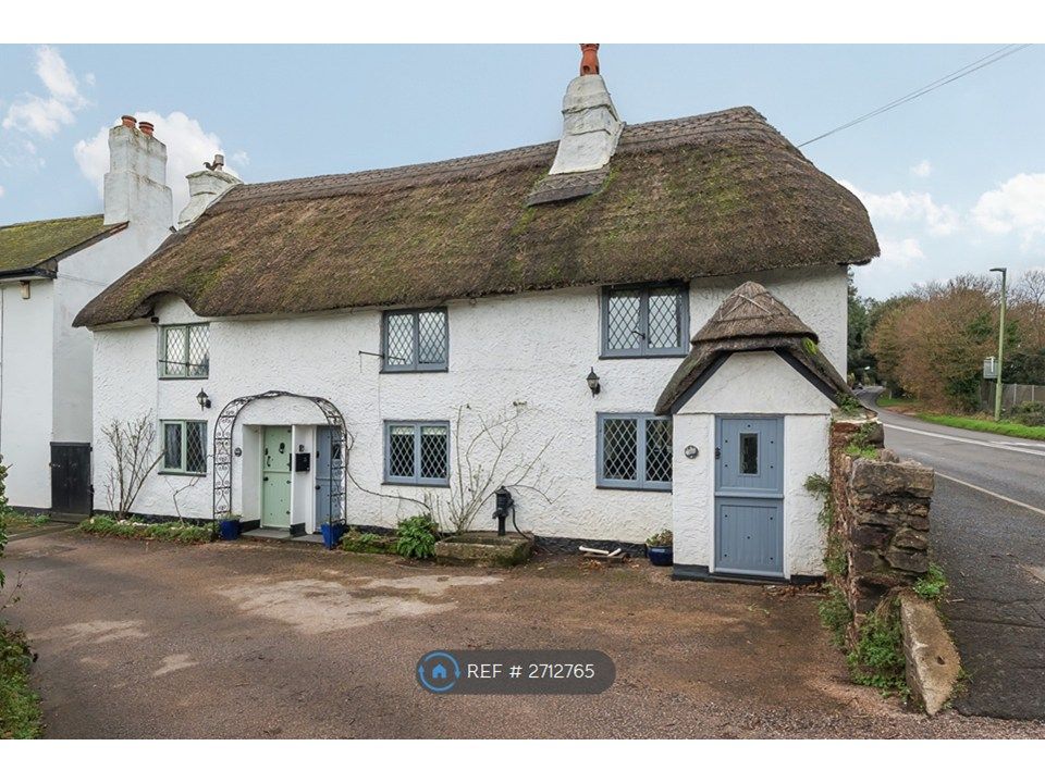 Property photo 2 of 32