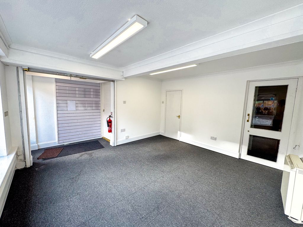 Property photo 2 of 11 Photo 13