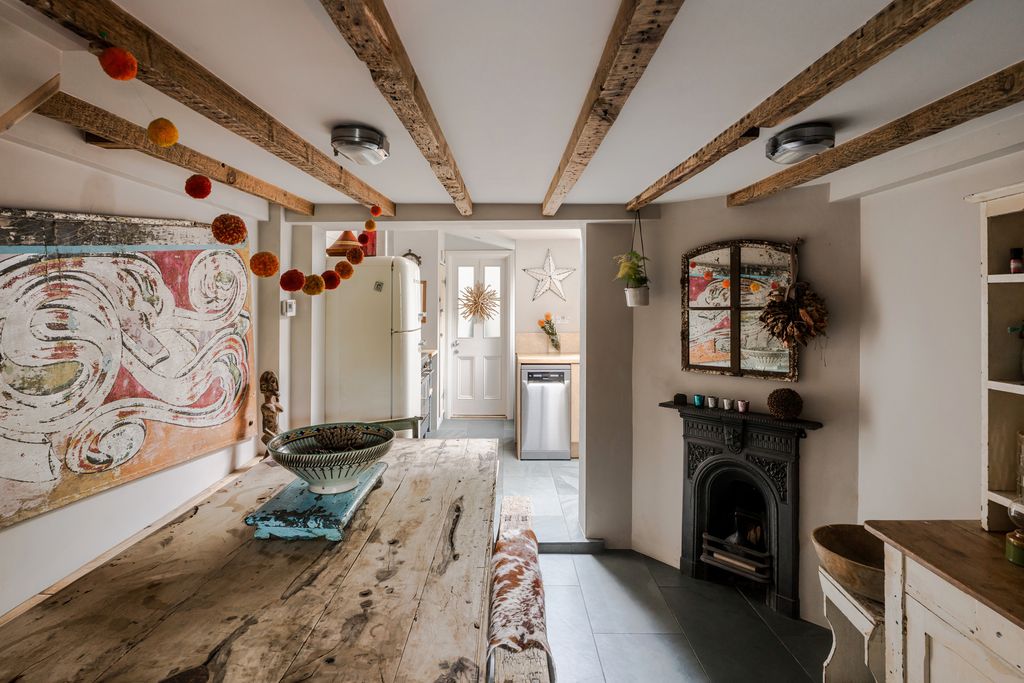 Property photo 2 of 22 316160 - 5 Pond Cottages-28.Jpeg