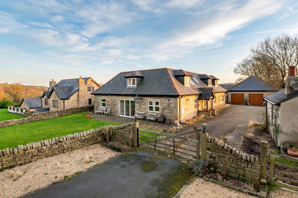 Property photo 2 of 83 Exterior