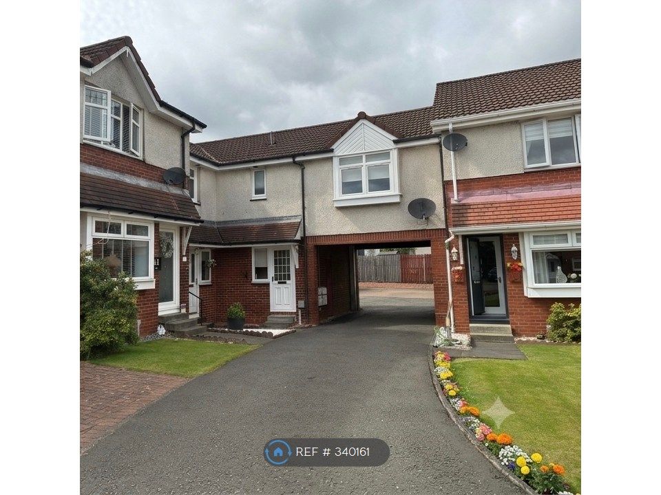 Property photo 2 of 26 Outside Looking To Rear Car Park