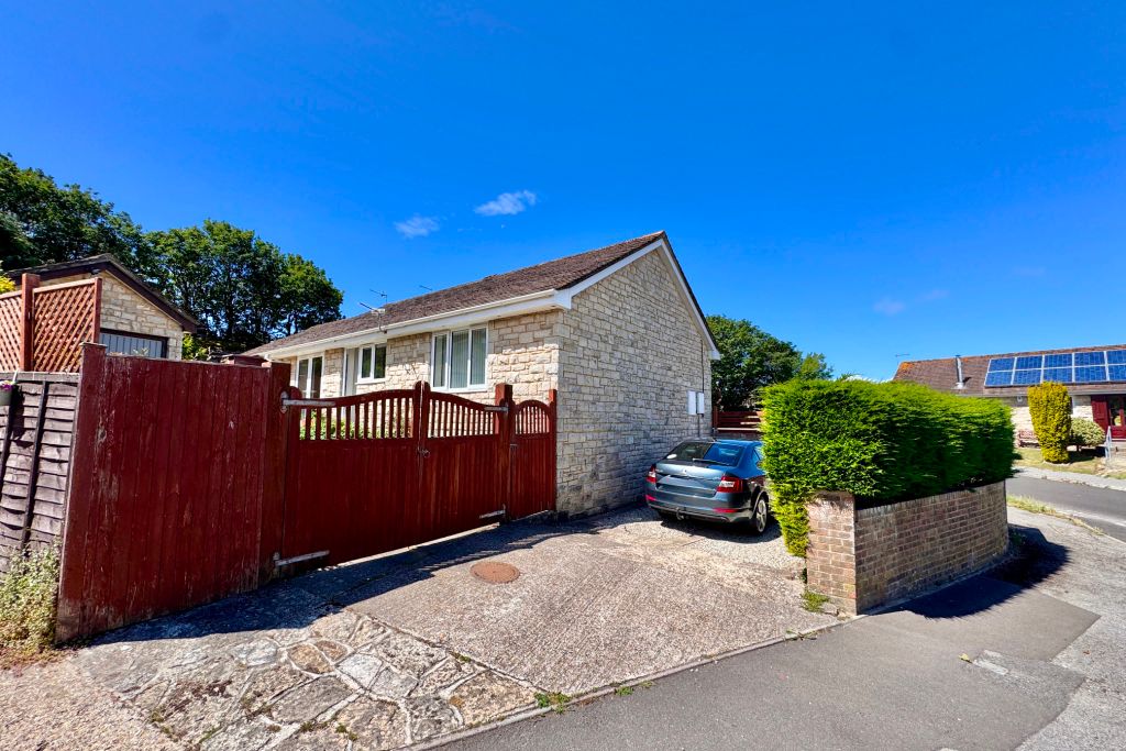 Property photo 2 of 12