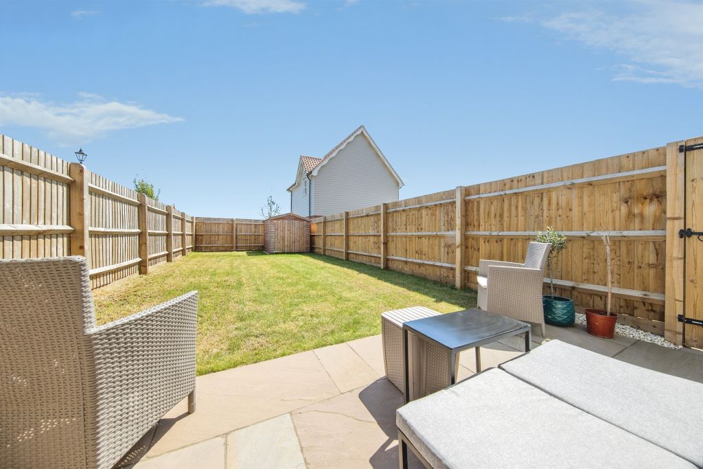 Property photo 2 of 19