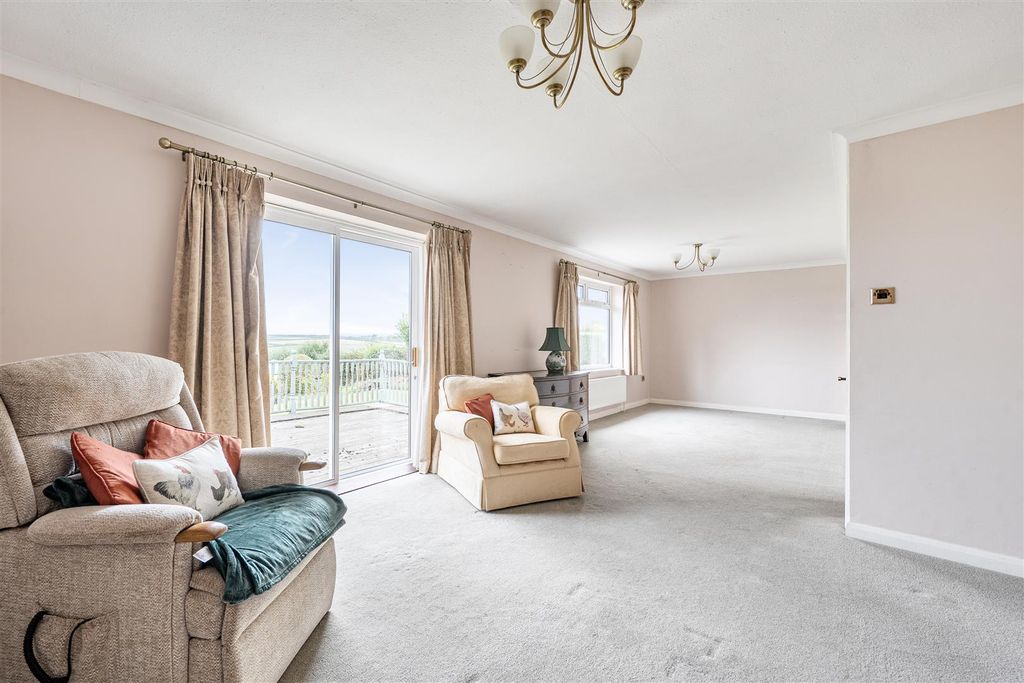 Property photo 2 of 19 2