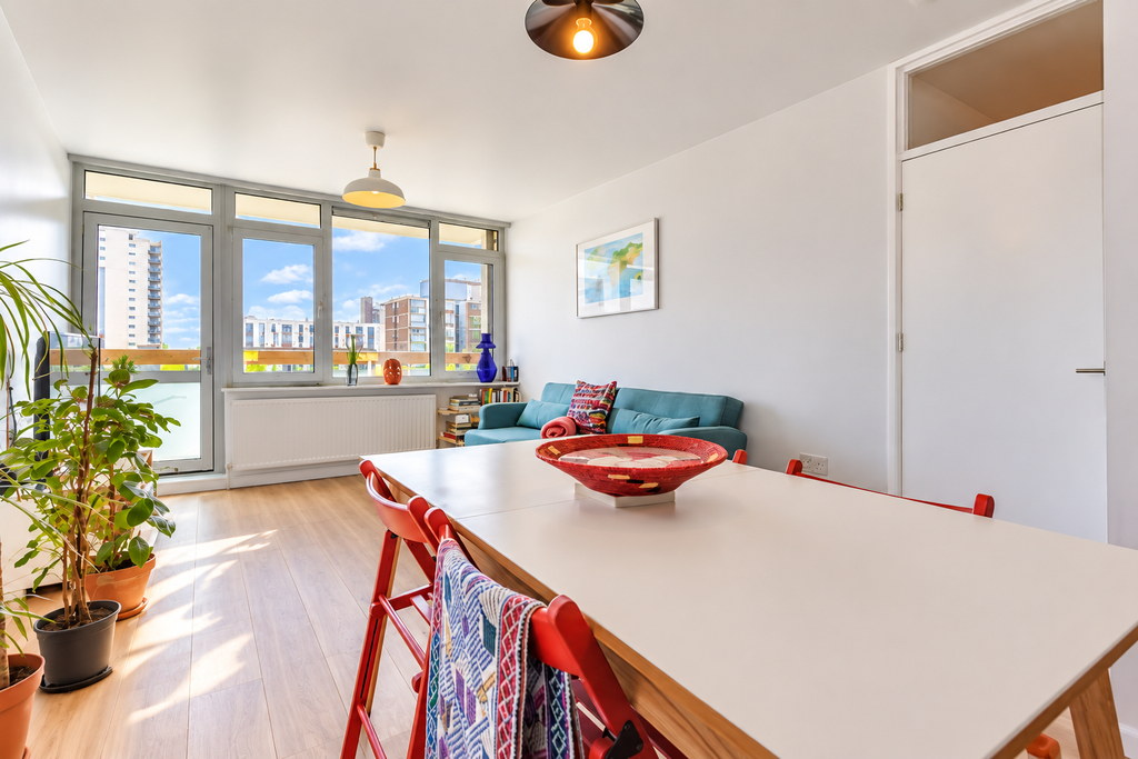 Property photo 1 of 9 211