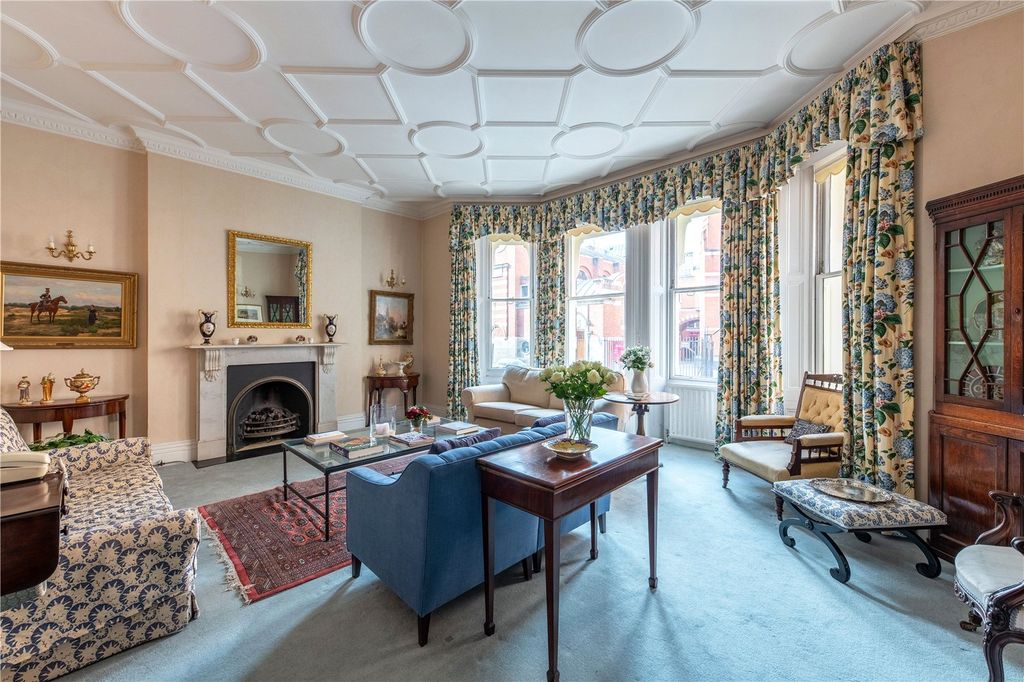 Property photo 1 of 12 Reception Room