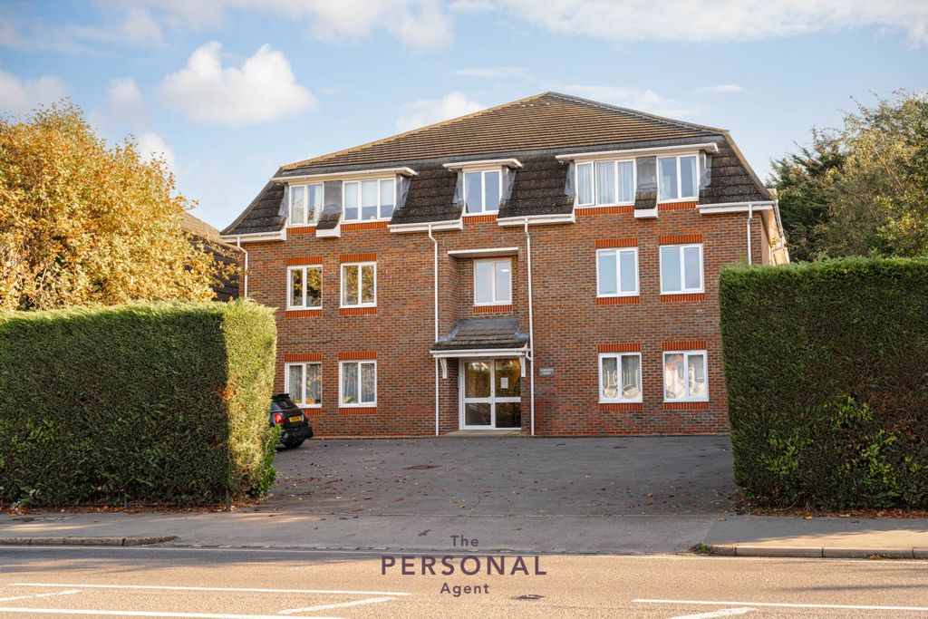 Property photo 1 of 11