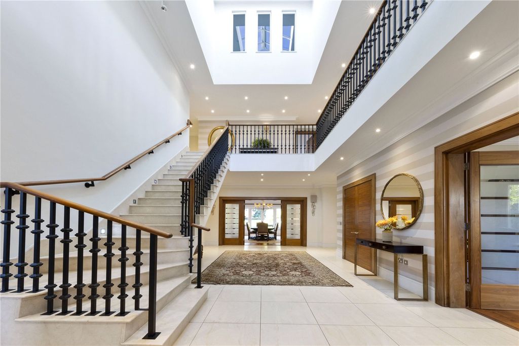 Property photo 2 of 29 Reception Hallway