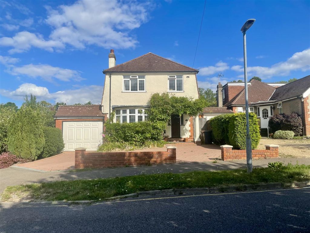 Property photo 1 of 17 Front 2.Jpg