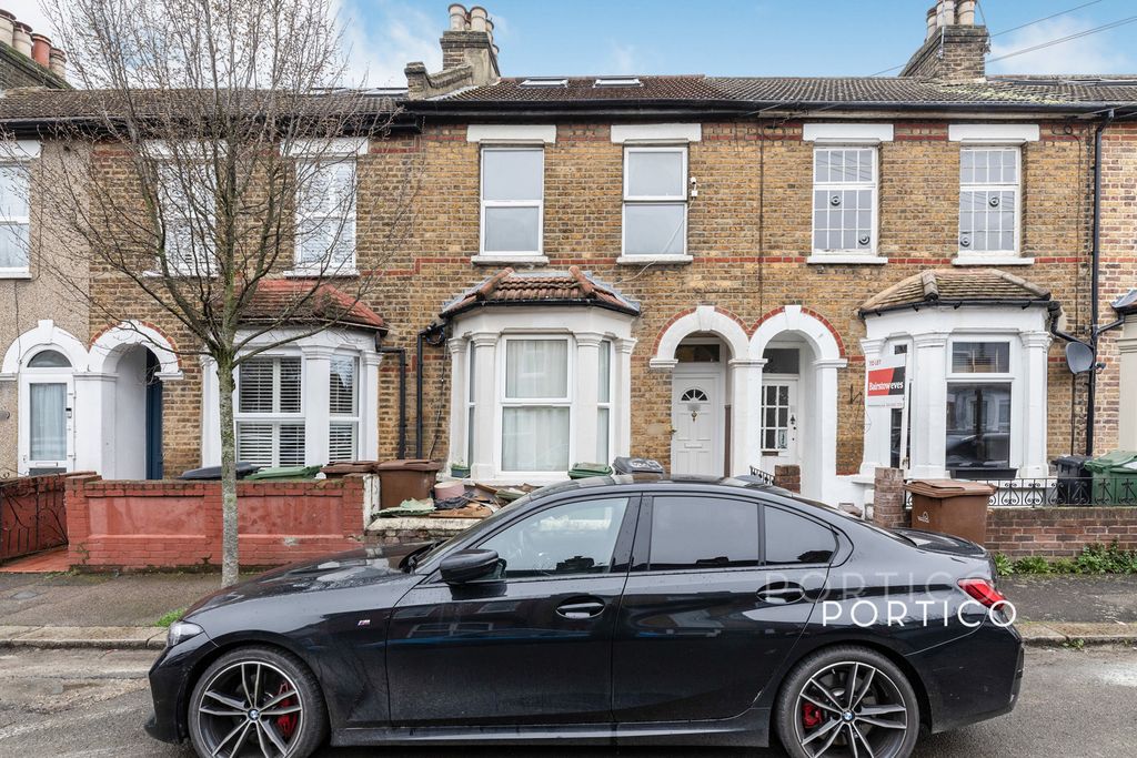 Property photo 2 of 20 Pbox-Img.Jpg