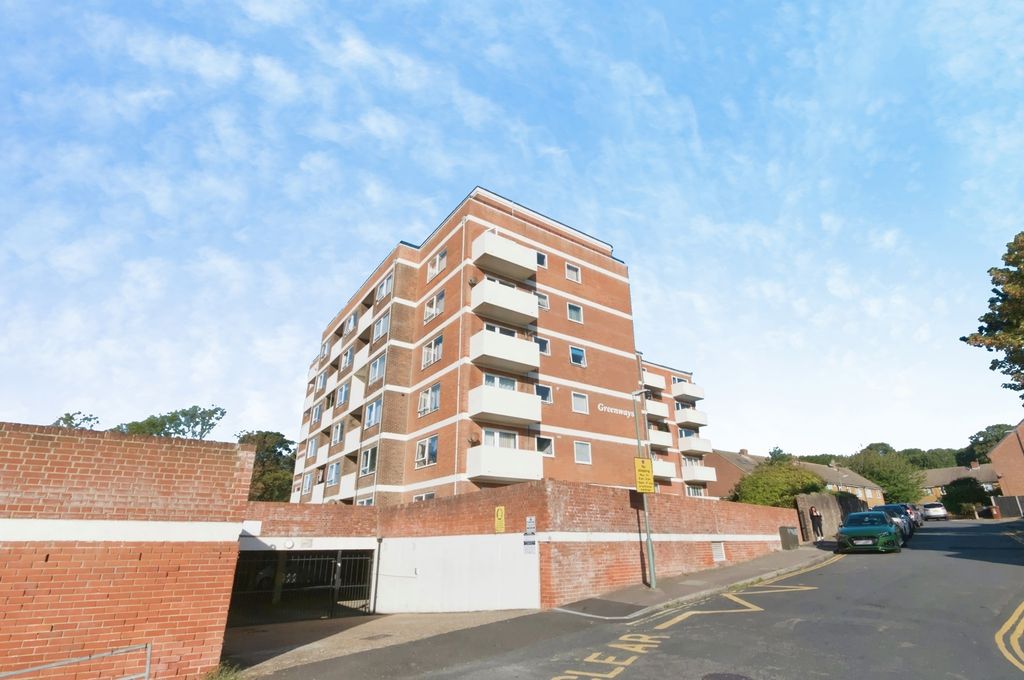 Property photo 1 of 18 Pbox-Img.Jpg