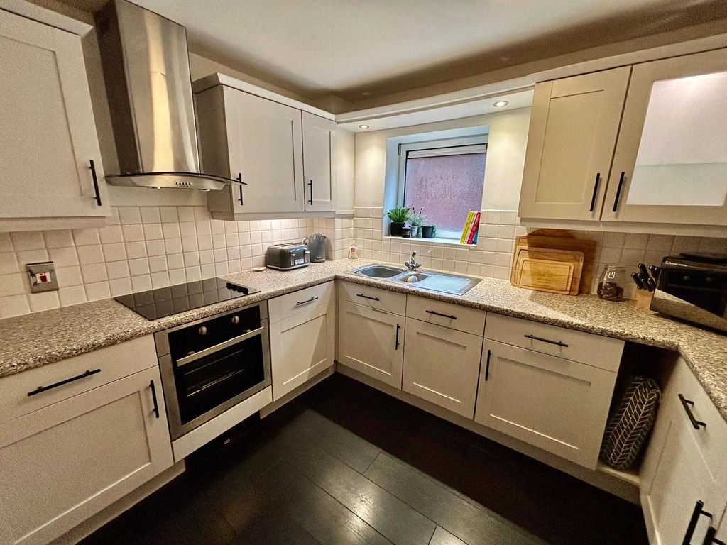 Property photo 2 of 11 Picture No. 03