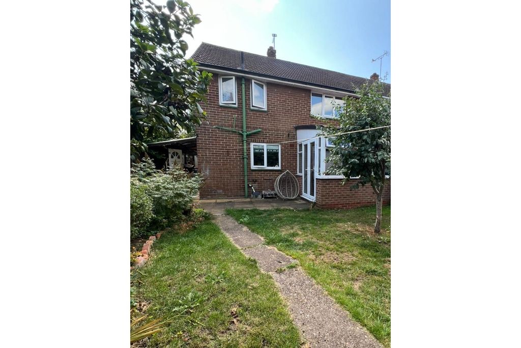 Property photo 3 of 19