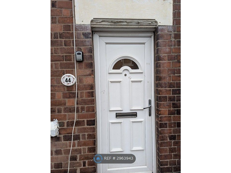 Property photo 2 of 22