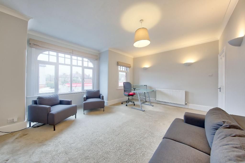 Property photo 3 of 9 Photo 3