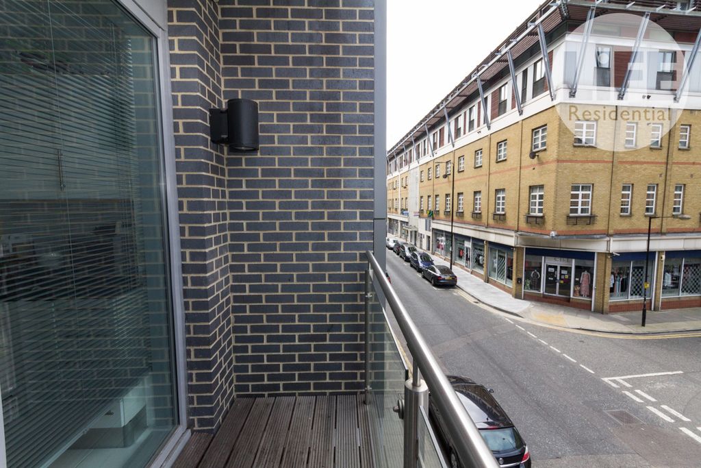 Property photo 2 of 5 Balcony