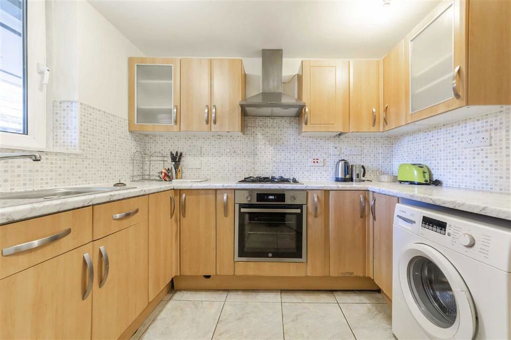 Property photo 3 of 7