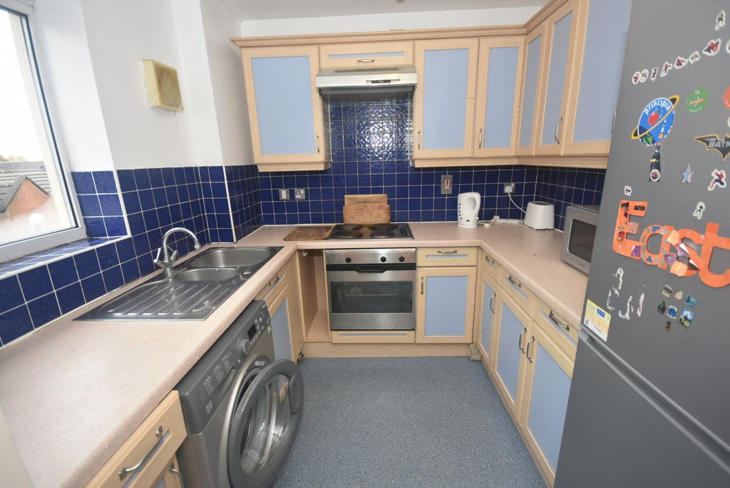 Property photo 3 of 11 Gallery