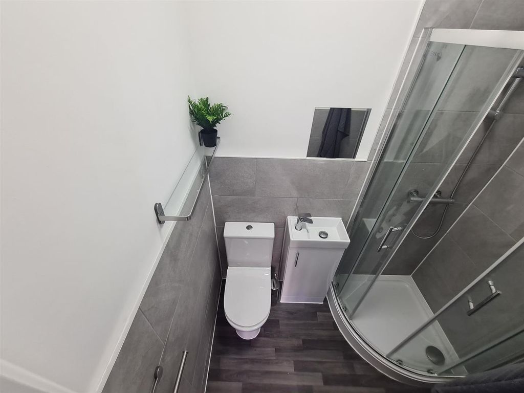 Property photo 2 of 7 W6-S9Onw.Jpeg