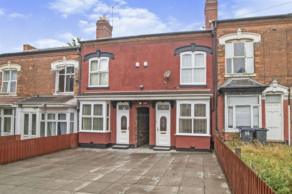 Property photo 2 of 12