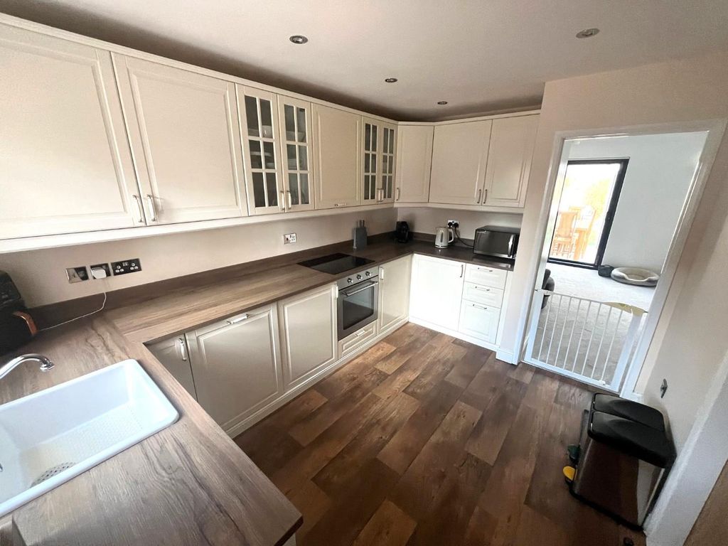 Property photo 2 of 13 Kitchen.Jpg