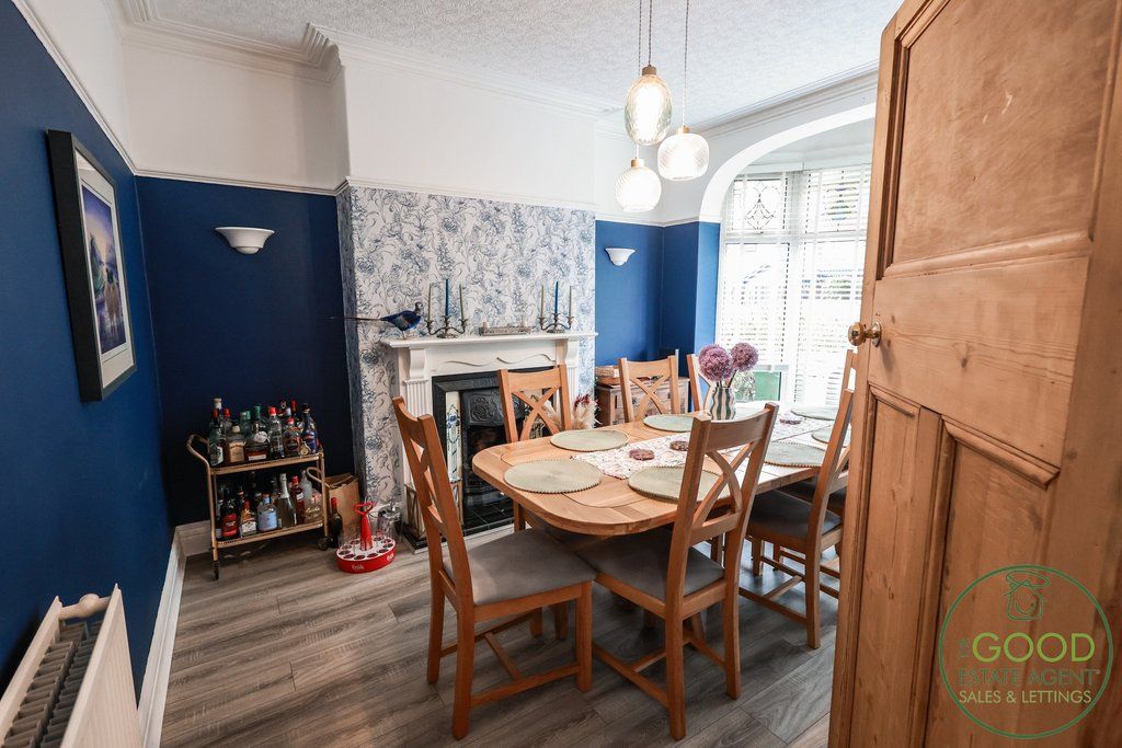 Property photo 3 of 42