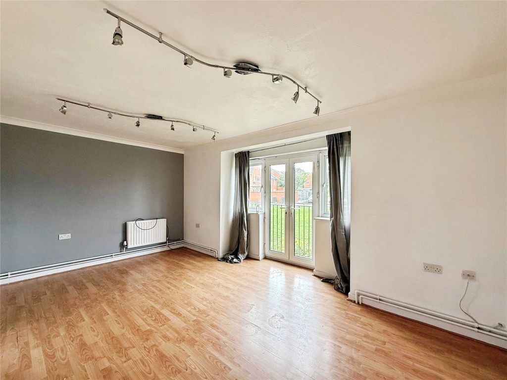 Property photo 2 of 5 Picture No. 13