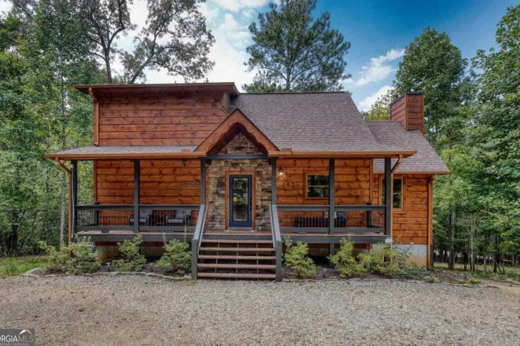 Property photo 1 of 30
