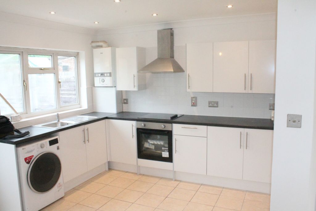 Property photo 2 of 9 Gallery