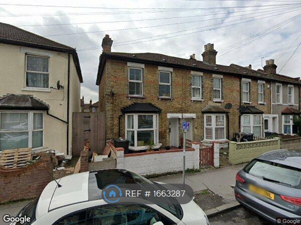 Property photo 1 of 1