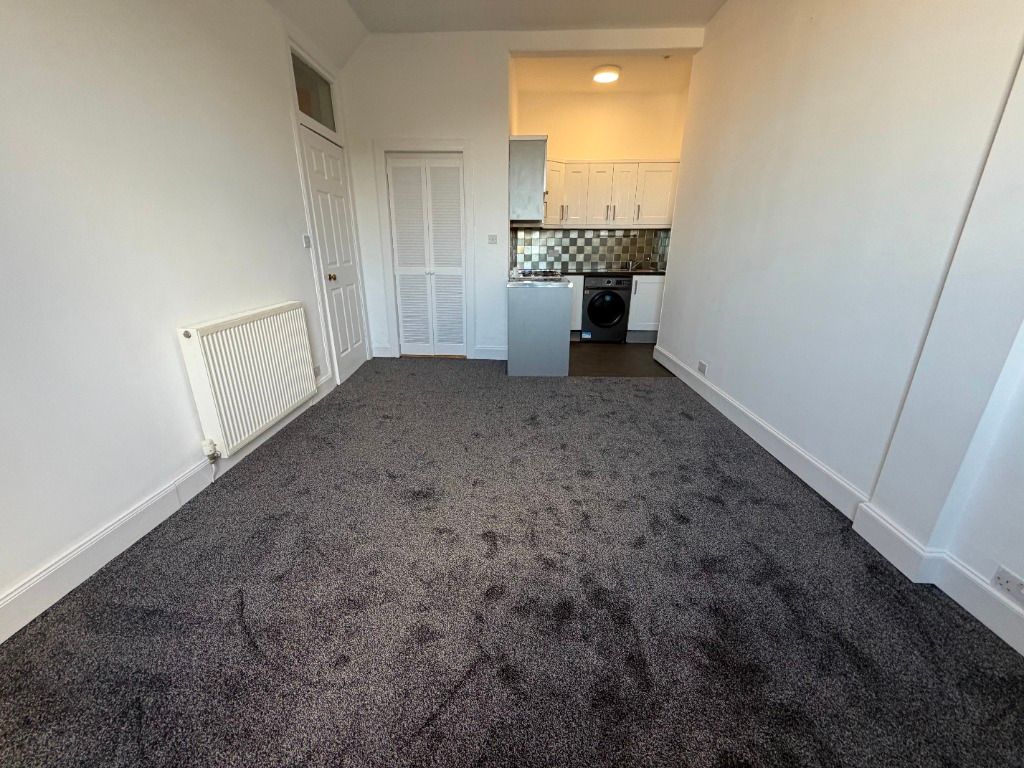 Property photo 2 of 14 Photo 2