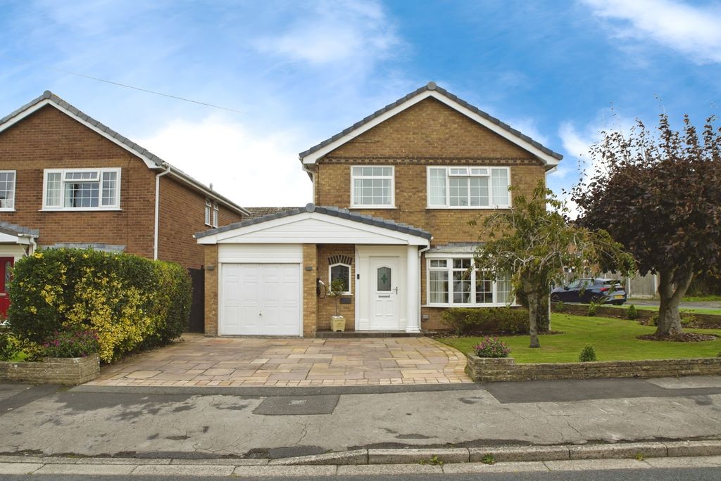 Property photo 1 of 18 Photo