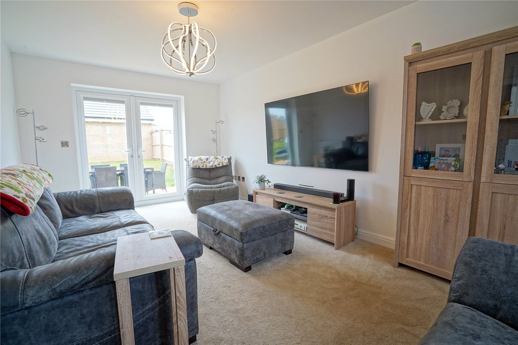 Property photo 3 of 26 Picture No. 20