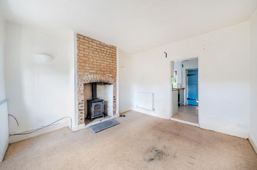 Property photo 3 of 13 1353846-14-68c2F8...